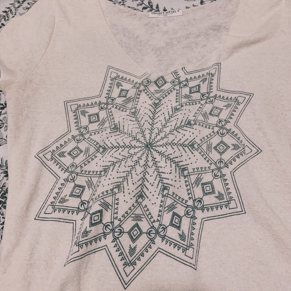 Flowy white boho top XL - Picture 3 of 4